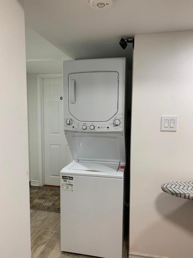 Guest House Room No 01 Μισισάουγκα Εξωτερικό φωτογραφία